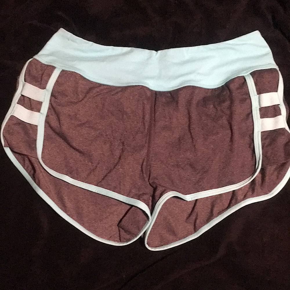 Lululemon short